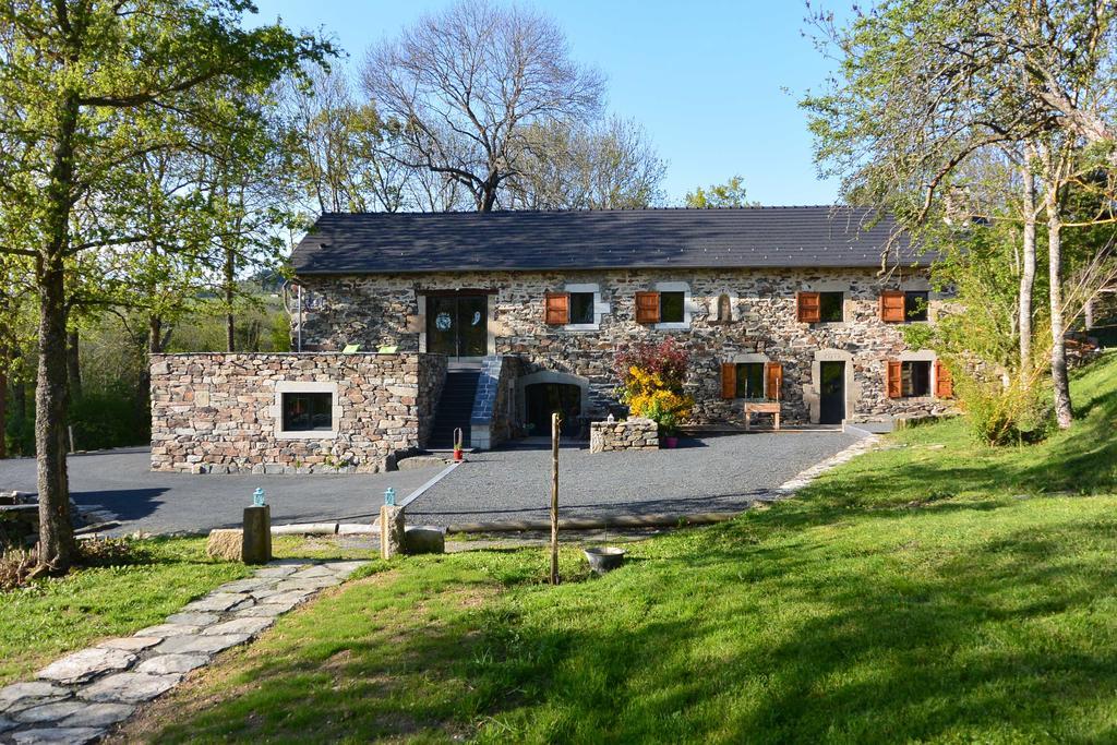 Aux Pays Des Sucs Ferienhaus Saint-Hostien